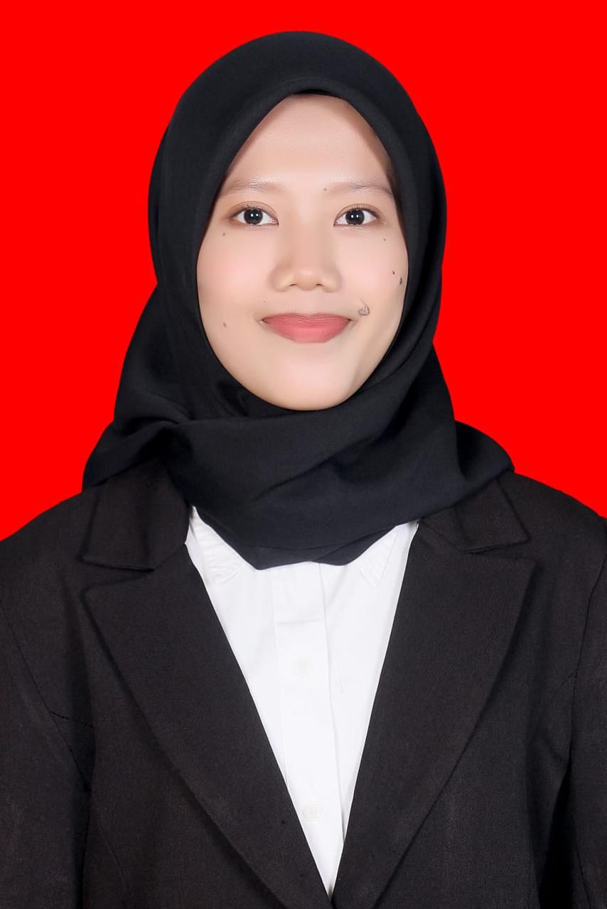 <center>GURU SEJARAH<br>MELIYANA ALFIA NINGSIH, S.Pd</center>